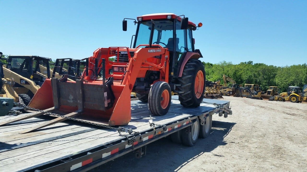 Kubota M6800 Loader