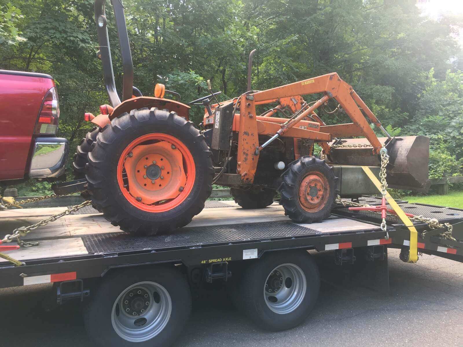  1983 Kubota L275 Tractor being transported